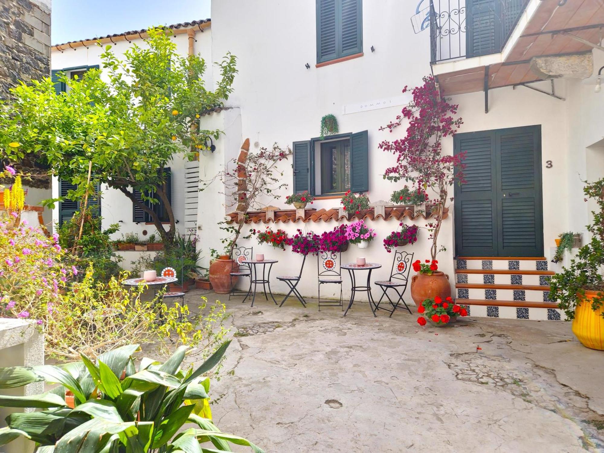 Dommos - Arcada Apartments Orosei Exterior photo